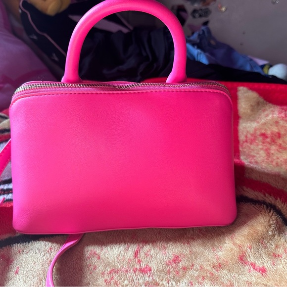 Small Fushia pink Crossbody purse INC brand NWT - Picture 3 of 16